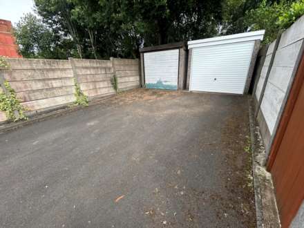 36 Laurel Avenue, Chadderton, OL9 0NJ, Image 18