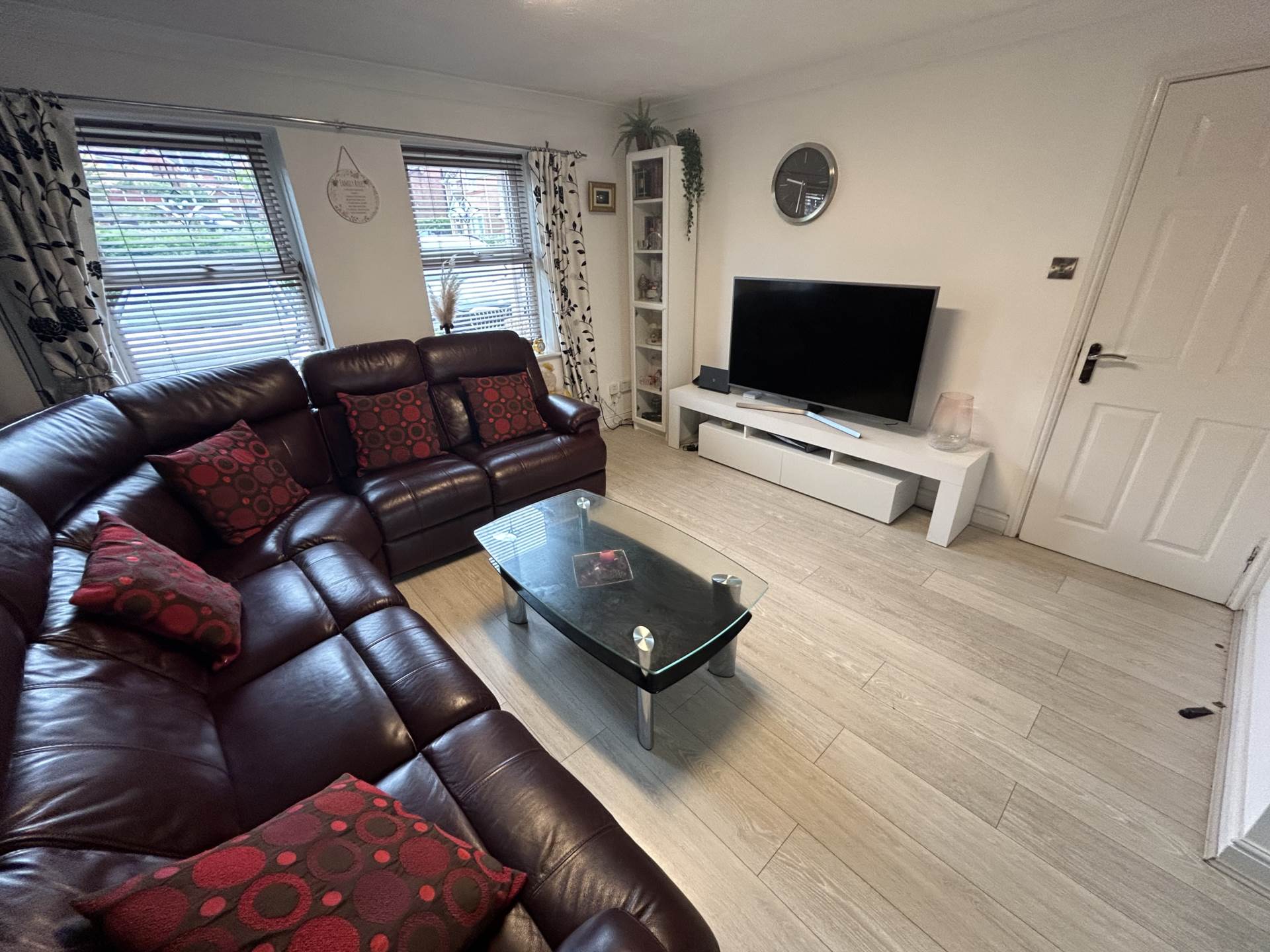 Matthew Close, Oldham, Image 8