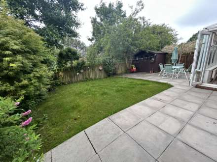 Matthew Close, Oldham, Image 2