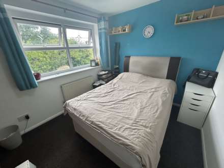 Matthew Close, Oldham, Image 23