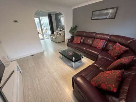 Matthew Close, Oldham, Image 4