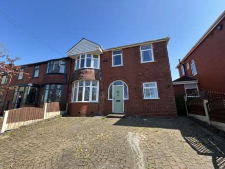 5 Bedroom Semi-Detached, 237 Broadway, Chadderton, OL9 8RR