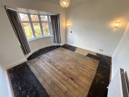 237 Broadway, Chadderton, OL9 8RR, Image 15