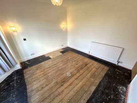 237 Broadway, Chadderton, OL9 8RR, Image 16