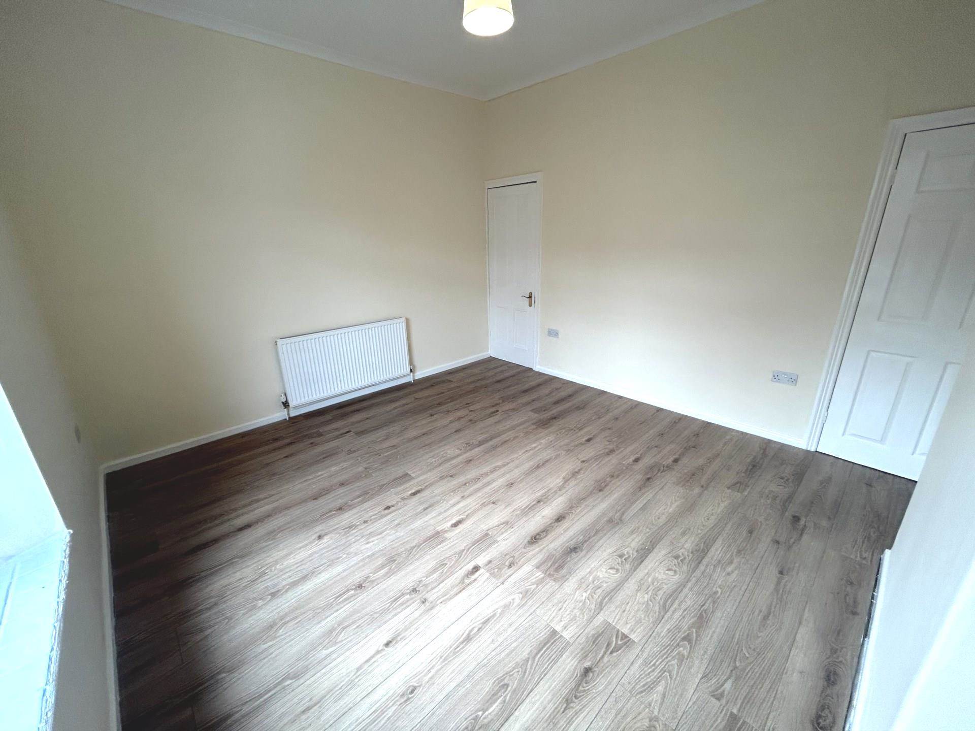 18 Bredbury Street, Chadderton, OL9 8QW, Image 13