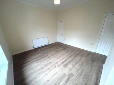 18 Bredbury Street, Chadderton, OL9 8QW, Image 13