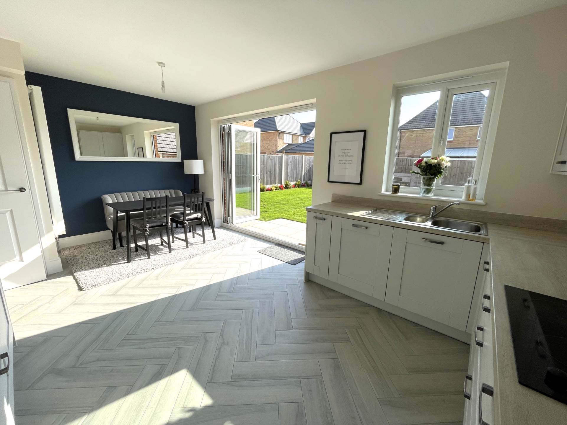 3 Rupert Court, Oldham, OL9 9FT, Image 3