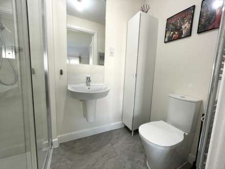 3 Rupert Court, Oldham, OL9 9FT, Image 11