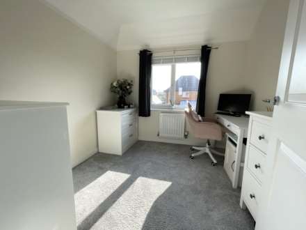 3 Rupert Court, Oldham, OL9 9FT, Image 15