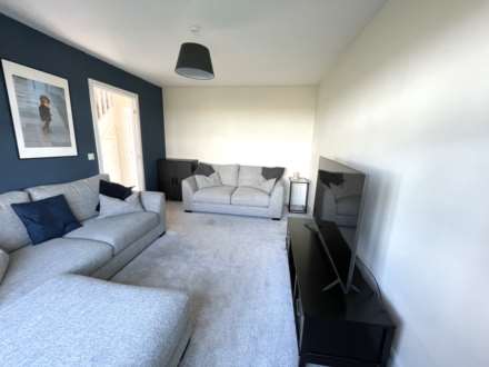 3 Rupert Court, Oldham, OL9 9FT, Image 4