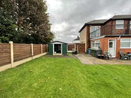 Springwood Avenue, Chadderton, Image 3