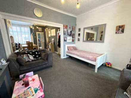 1 Vine Street, Chadderton, OL9 7PA, Image 2