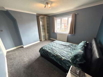 75 Chadderton Park Road, Oldham, OL9 0PQ, Image 15