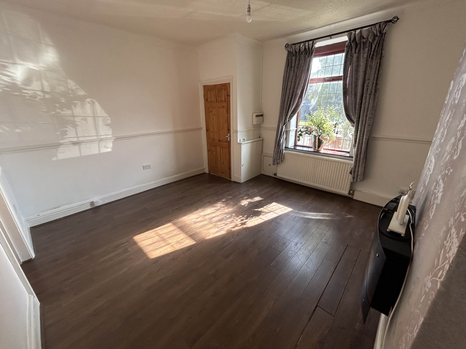 445 Foxdenton Lane, Chadderton, OL9 9QS, Image 1