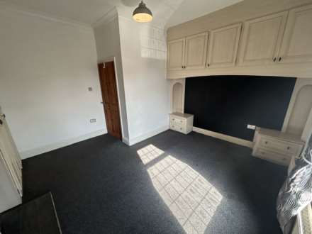 445 Foxdenton Lane, Chadderton, OL9 9QS, Image 12