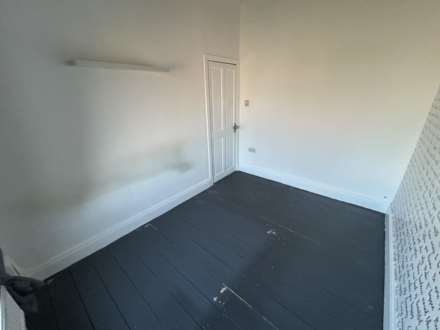 445 Foxdenton Lane, Chadderton, OL9 9QS, Image 13