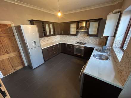 445 Foxdenton Lane, Chadderton, OL9 9QS, Image 5