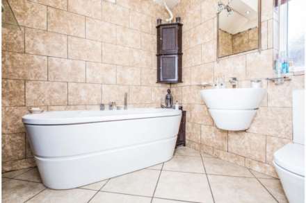 25 Northfield Road, Manchester, M40 3SZ, Image 13