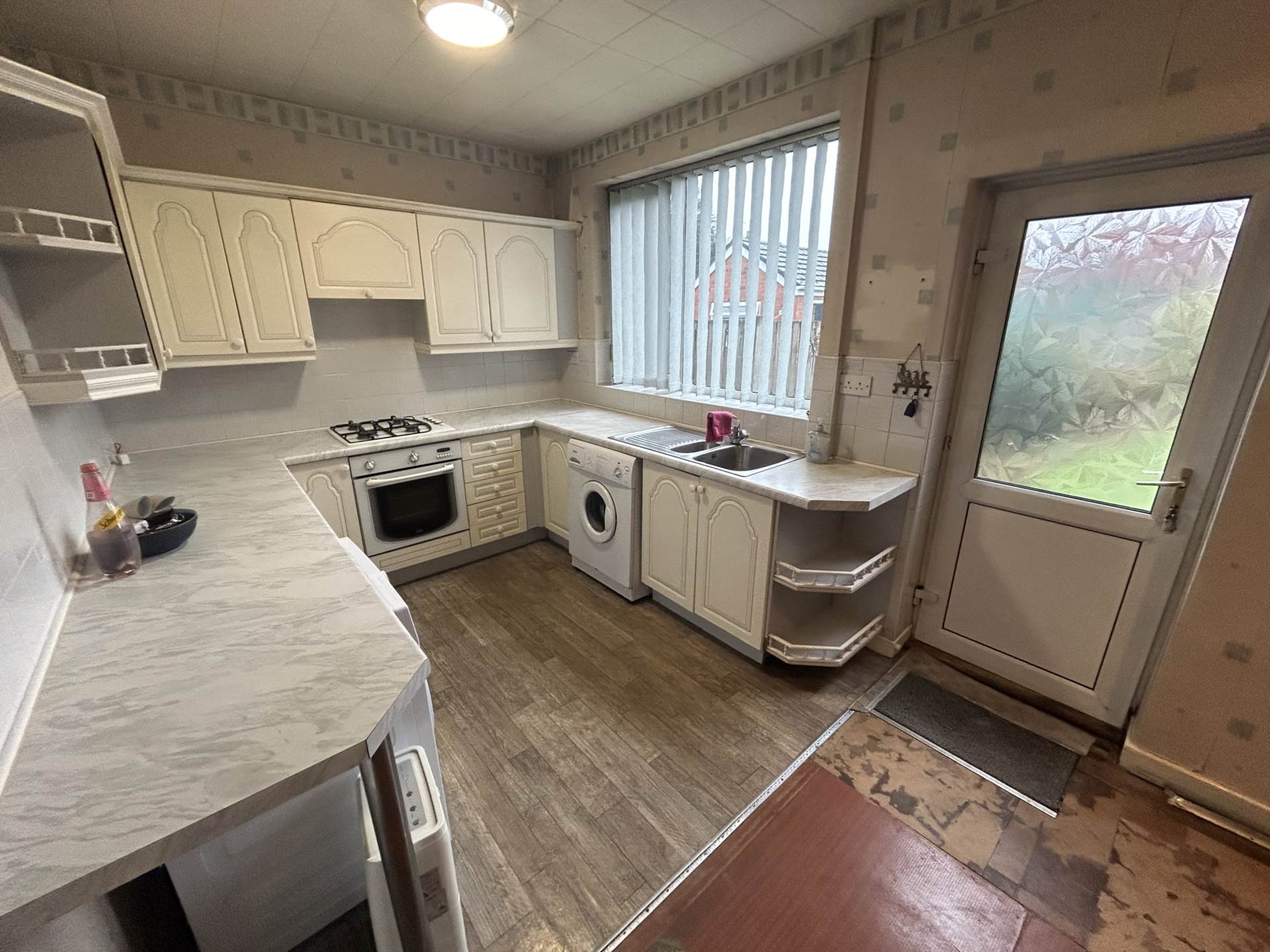 2 Oriel Close, Oldham, OL9 8RL, Image 3