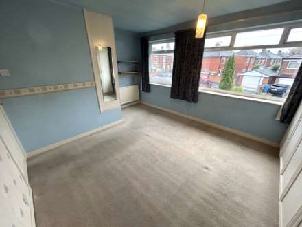 2 Oriel Close, Oldham, OL9 8RL, Image 12