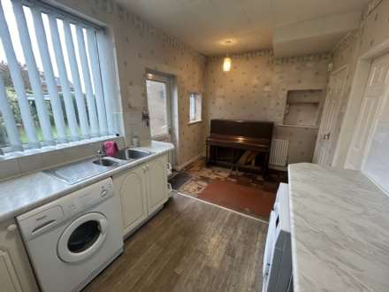2 Oriel Close, Oldham, OL9 8RL, Image 9