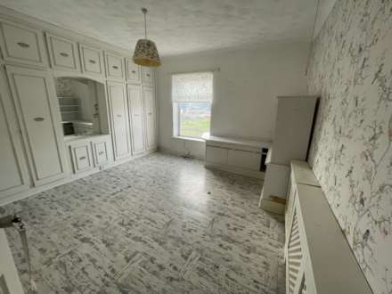 Springs Road, Middleton, Image 13