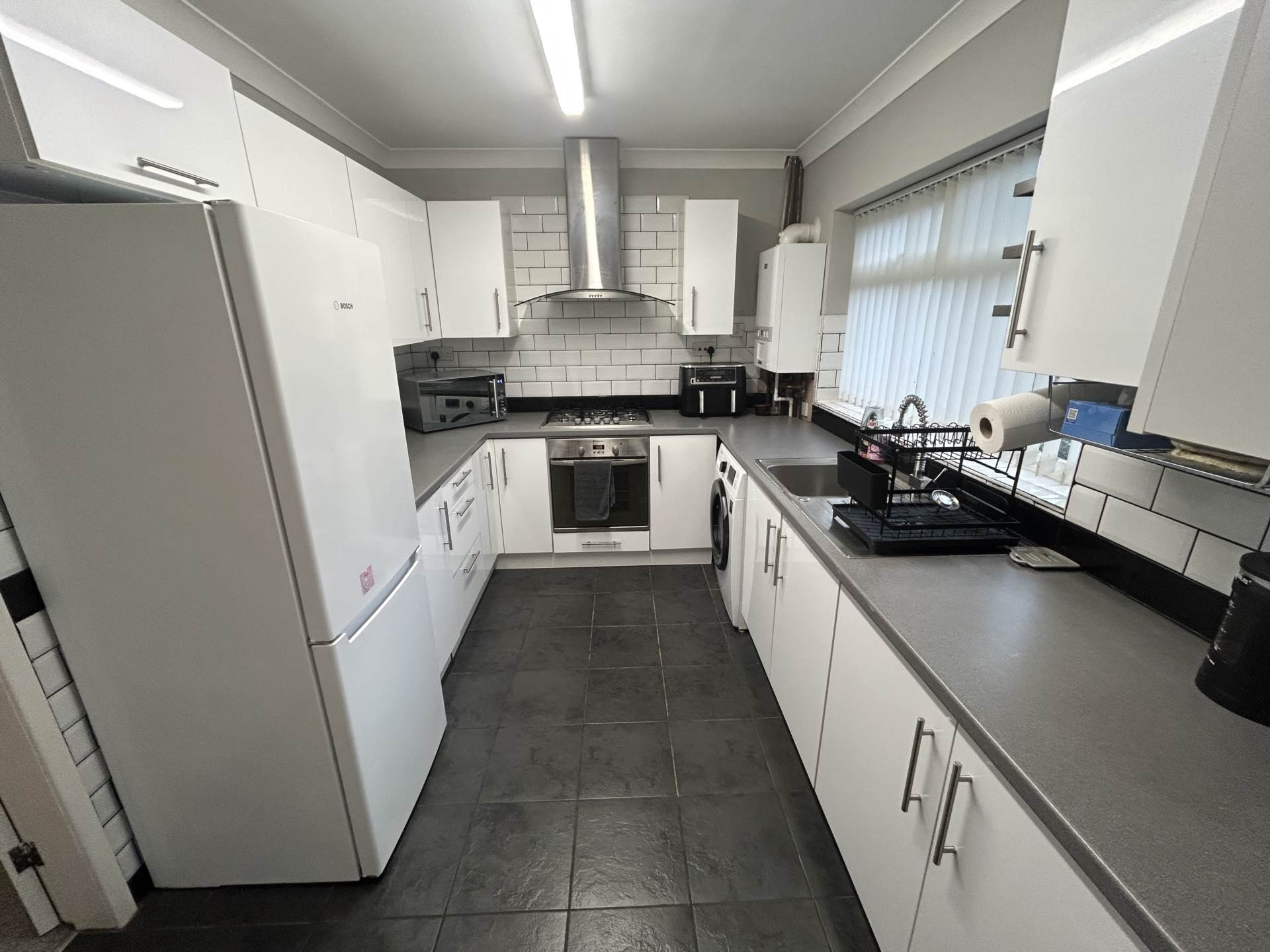 6 Taunton Road, Chadderton, OL9 0BE, Image 3