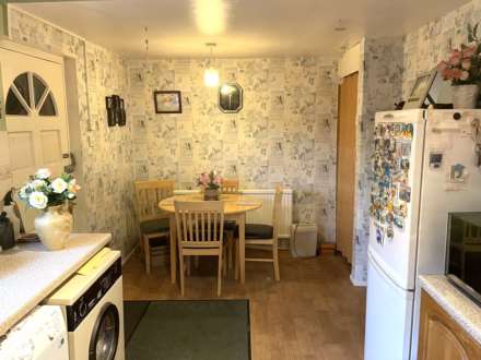 Park Avenue, Oldham, Image 5