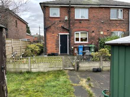 Park Avenue, Oldham, Image 9