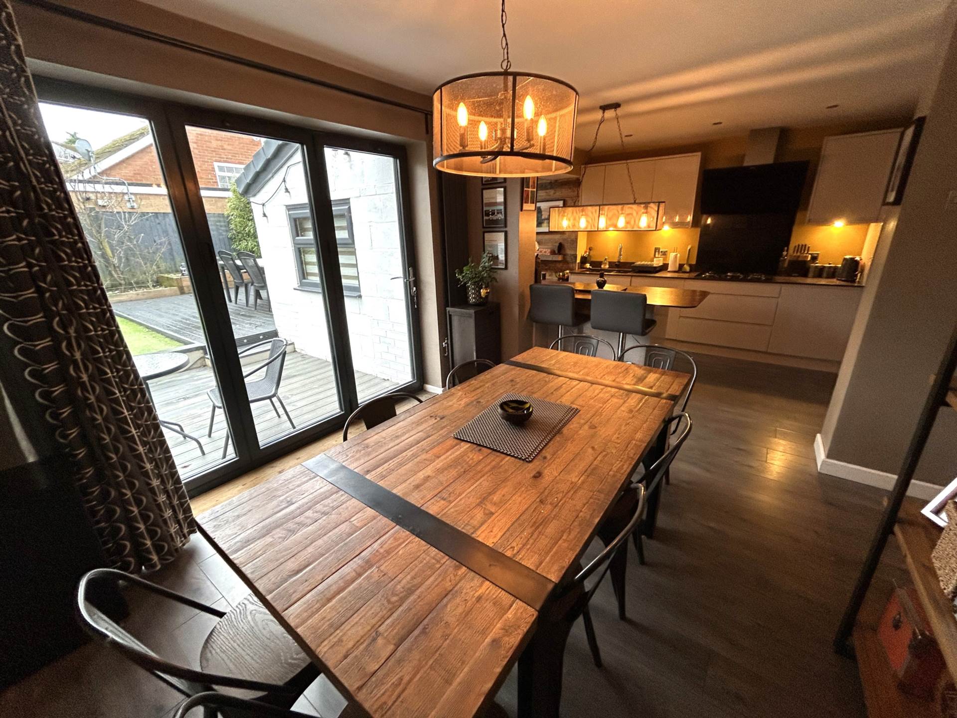 83 Cathedral Road, Oldham, Image 14