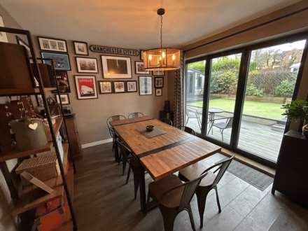 83 Cathedral Road, Oldham, Image 13