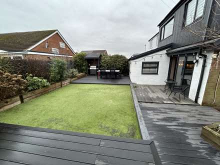 83 Cathedral Road, Oldham, Image 31