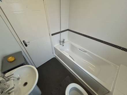 71 Cairnwell Road, Chadderton, OL9 0NF, Image 23