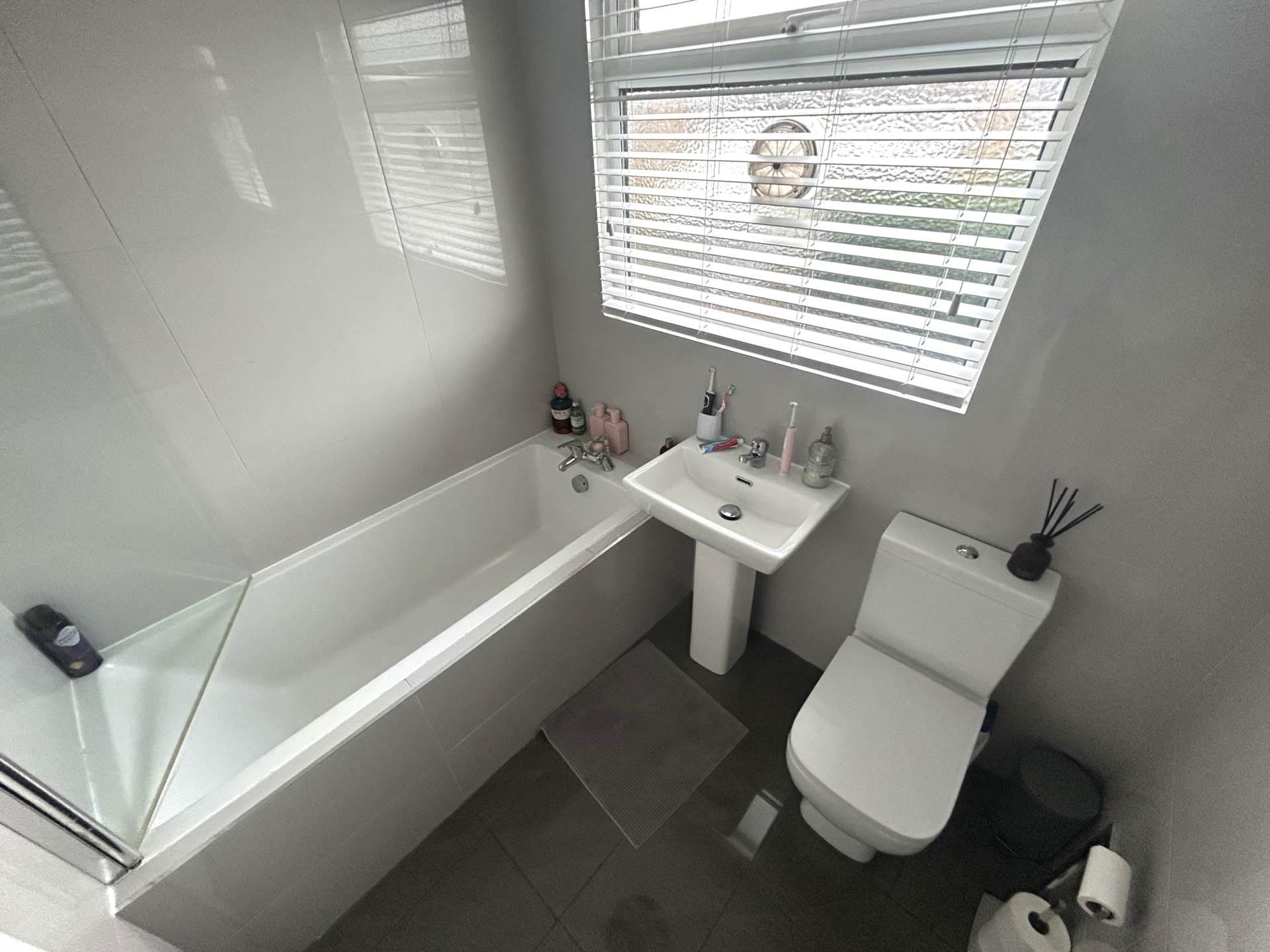 81 Hereford Way, Manchester, M24 2NN, Image 23