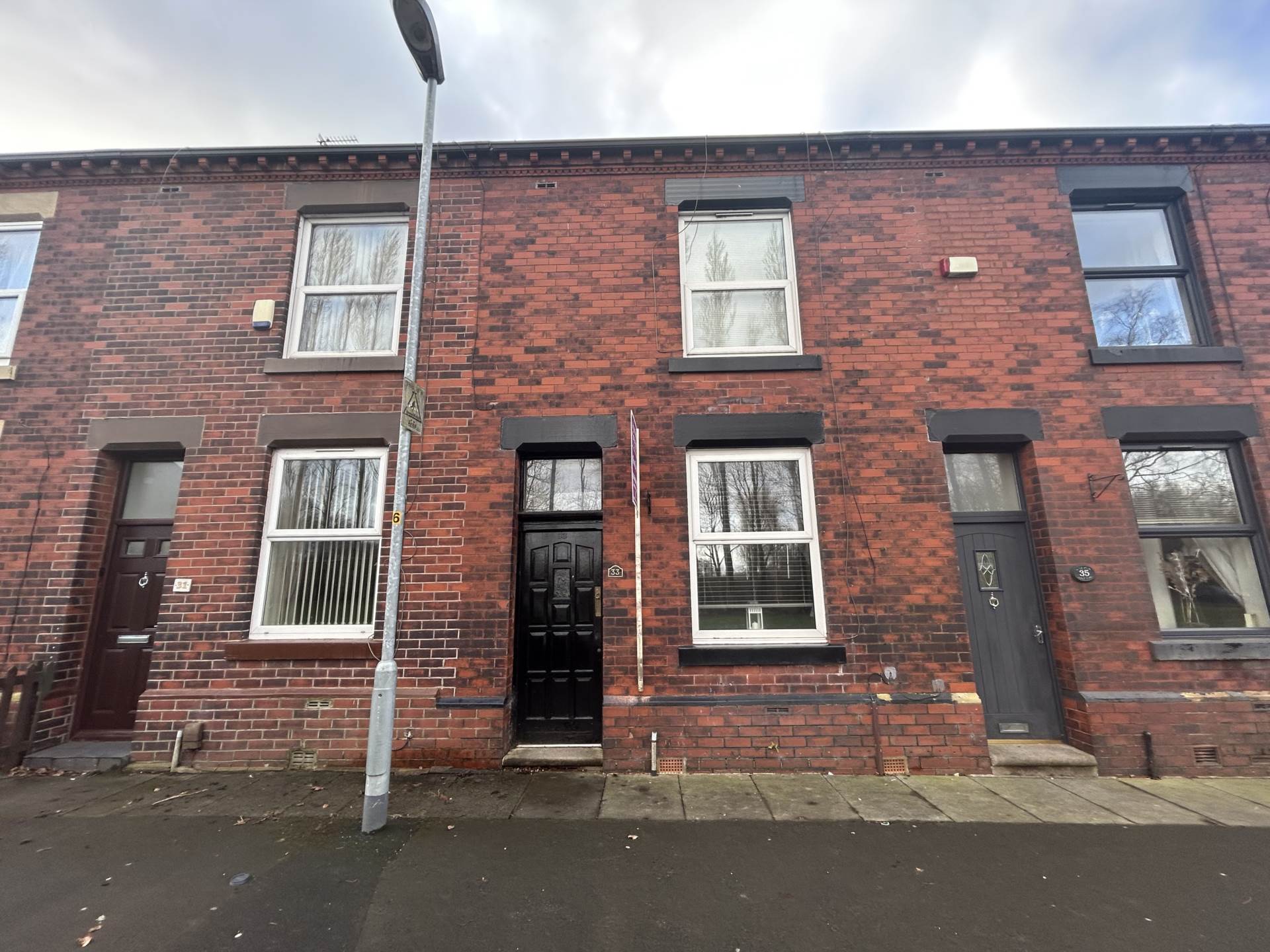 33 Andrew Street, Oldham, OL9 0JT, Image 1