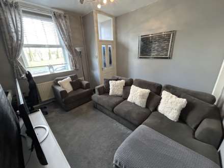 33 Andrew Street, Oldham, OL9 0JT, Image 3