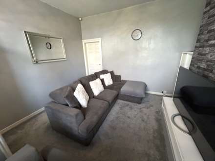 33 Andrew Street, Oldham, OL9 0JT, Image 6