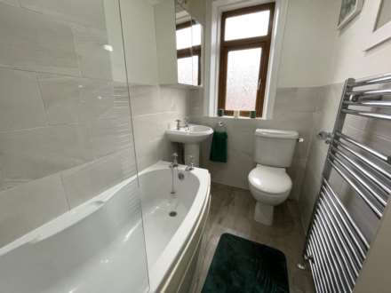 1068 Middleton Road, Chadderton, OL9 9RN, Image 15