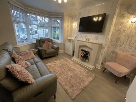 16 Smallshaw Lane, Ashton Under Lyne, OL6 8PN, Image 2