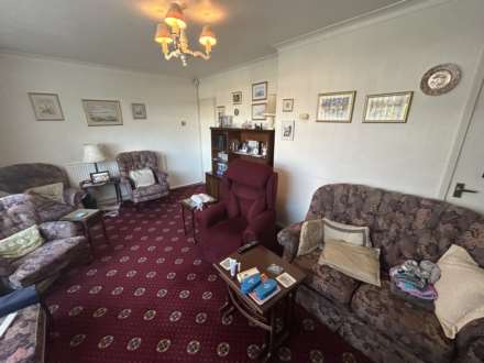 15 Tavistock Drive, Chadderton, OL9 0RQ, Image 14