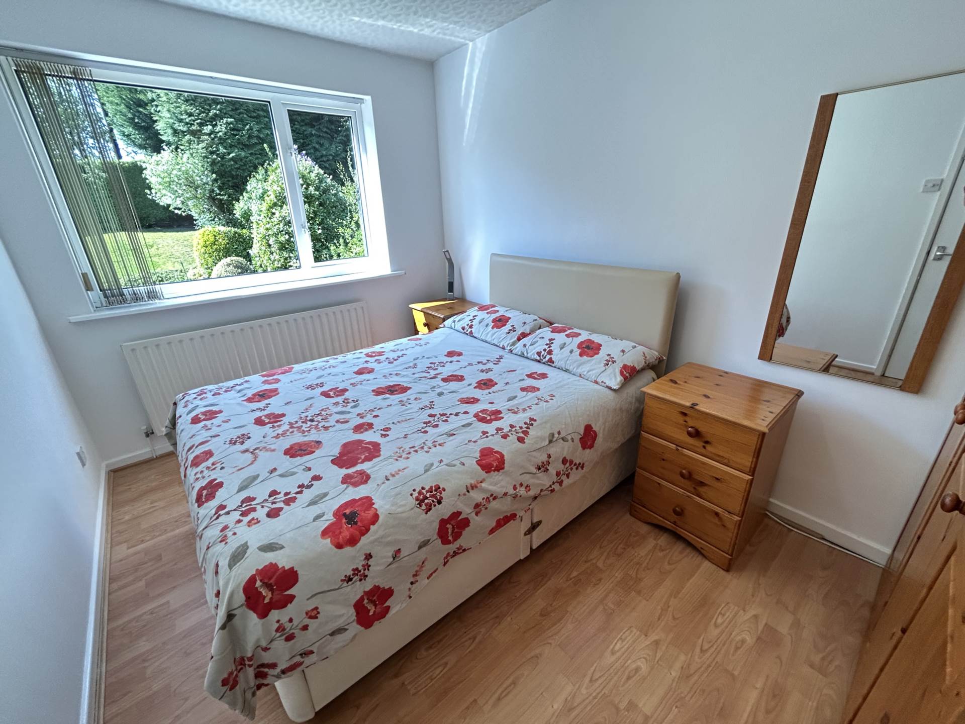 Riverside, Oldham, Image 17