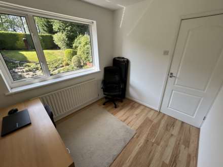 Riverside, Oldham, Image 19