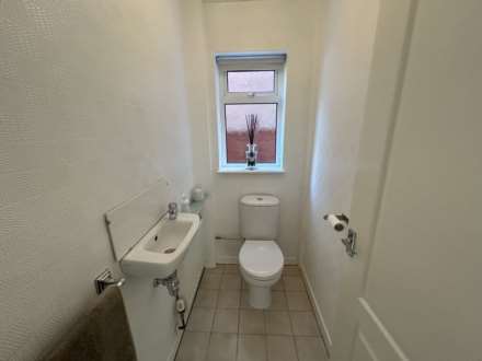 Riverside, Oldham, Image 6