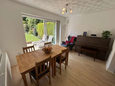 Riverside, Oldham, Image 9