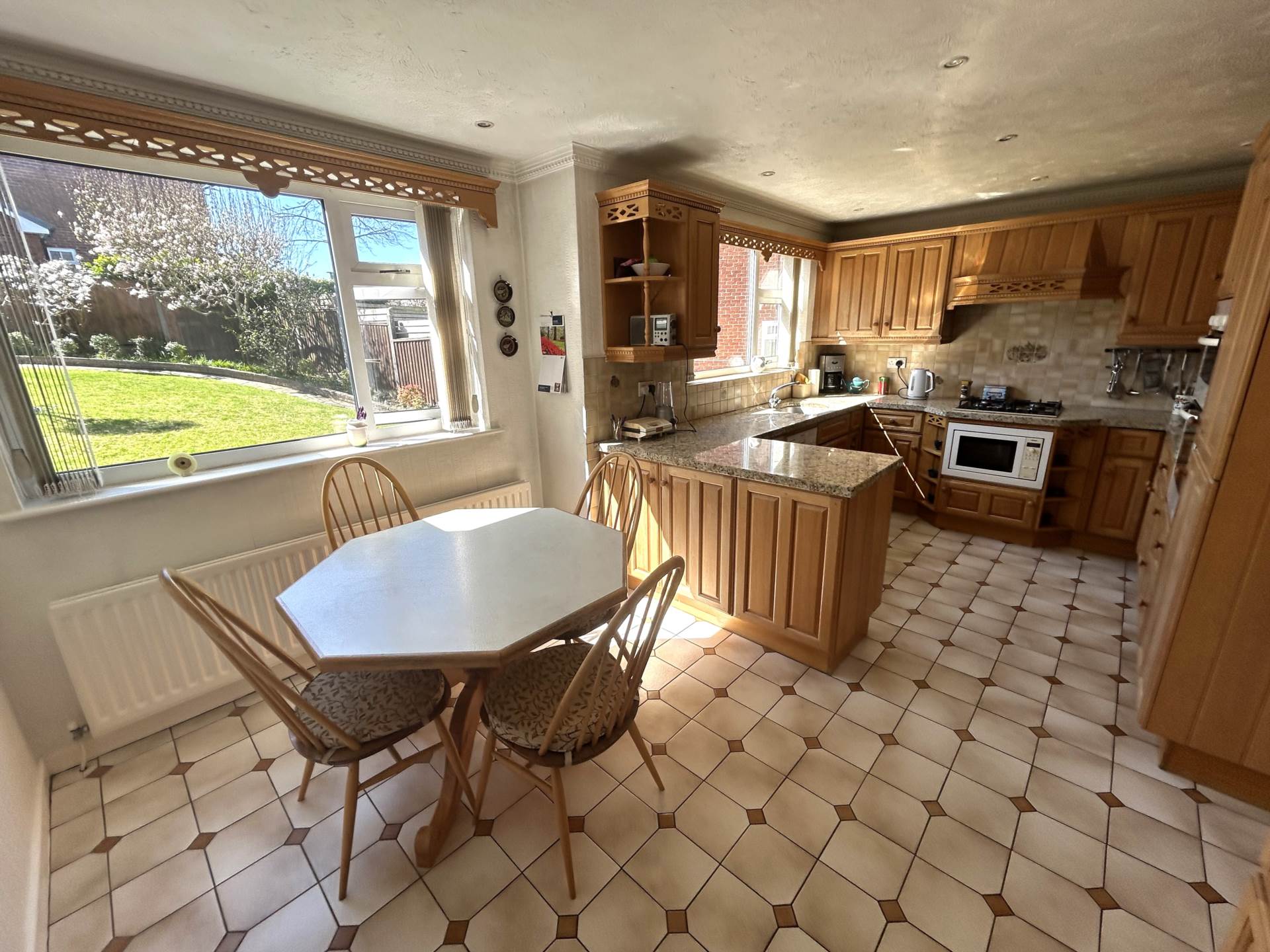 11 Brandwood, Oldham, OL1 2TP, Image 11