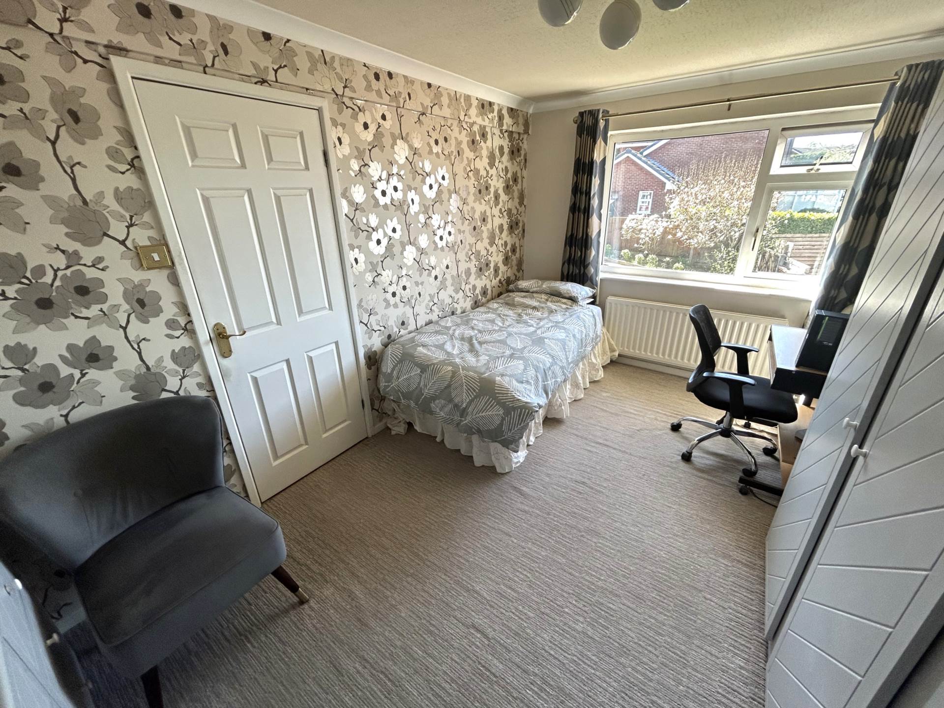 11 Brandwood, Oldham, OL1 2TP, Image 28