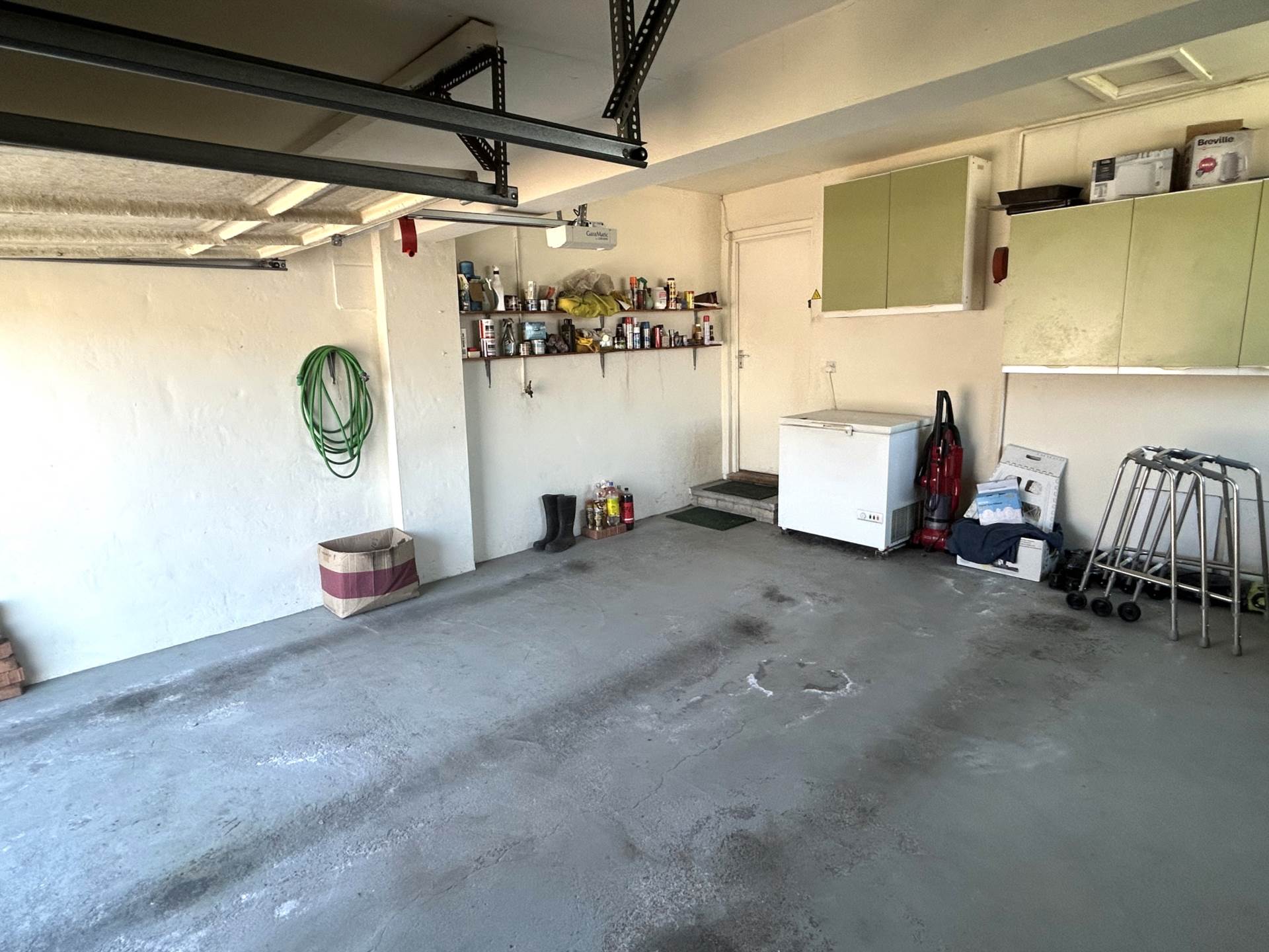 11 Brandwood, Oldham, OL1 2TP, Image 39