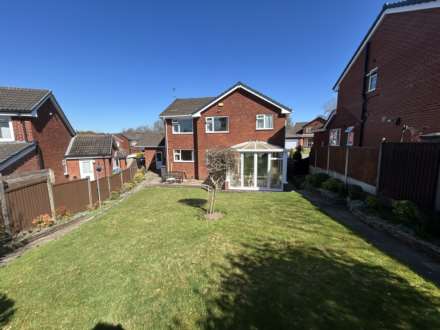 11 Brandwood, Oldham, OL1 2TP, Image 37