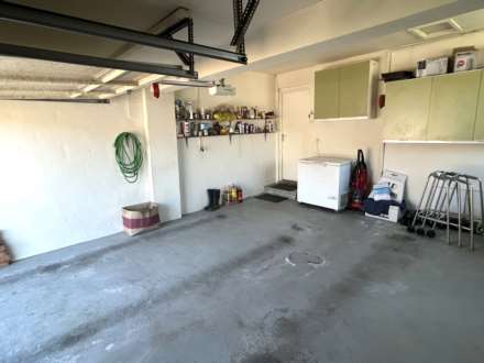 11 Brandwood, Oldham, OL1 2TP, Image 39
