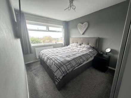 5 Kensington Avenue, Oldham,OL9 0NL, Image 12